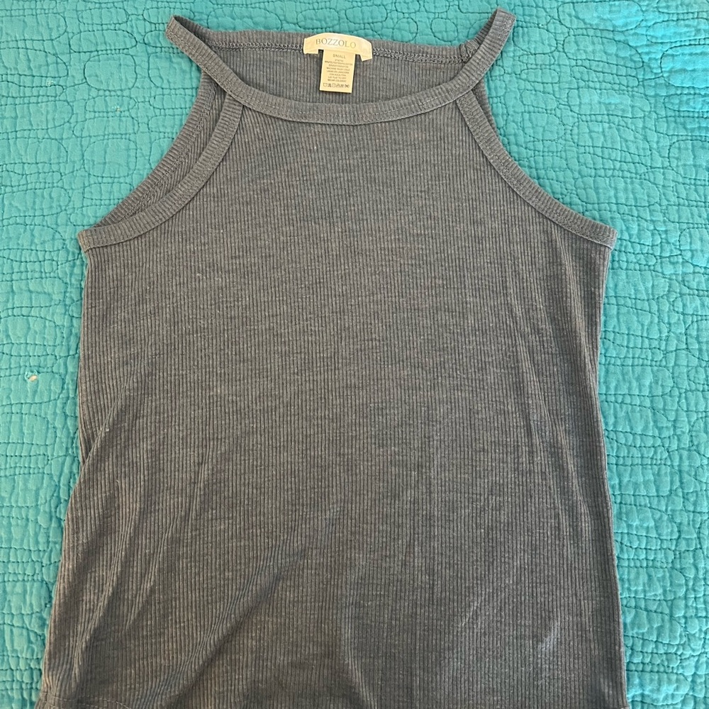 Blue cropped ribbed tank top